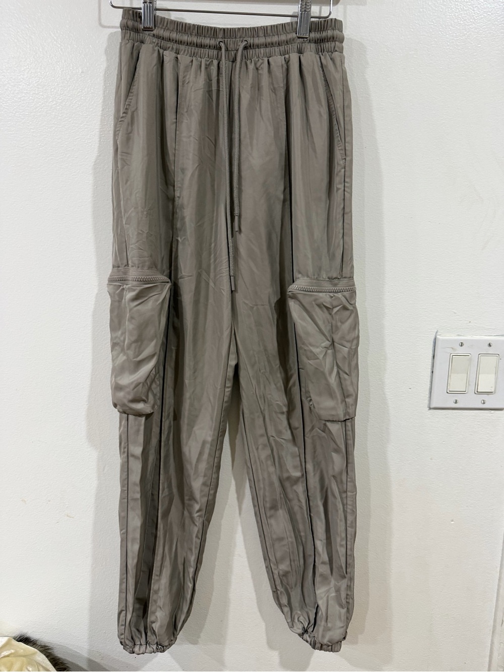 Forever 21 Men's Taupe Cargo Joggers